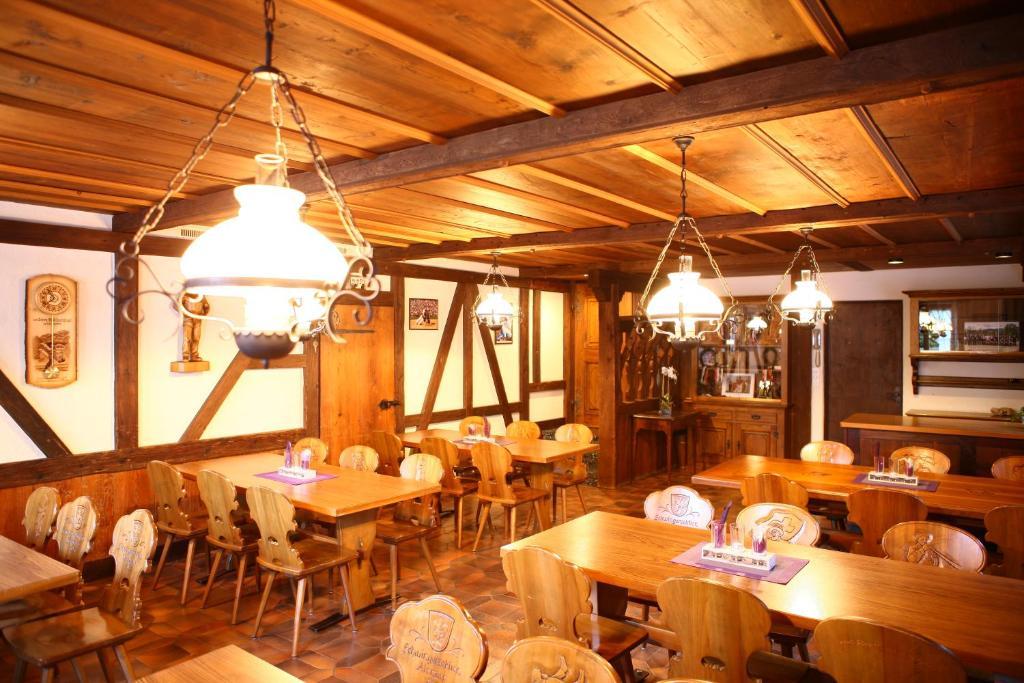 Landgasthof Grossteil Гисвиль Экстерьер фото
